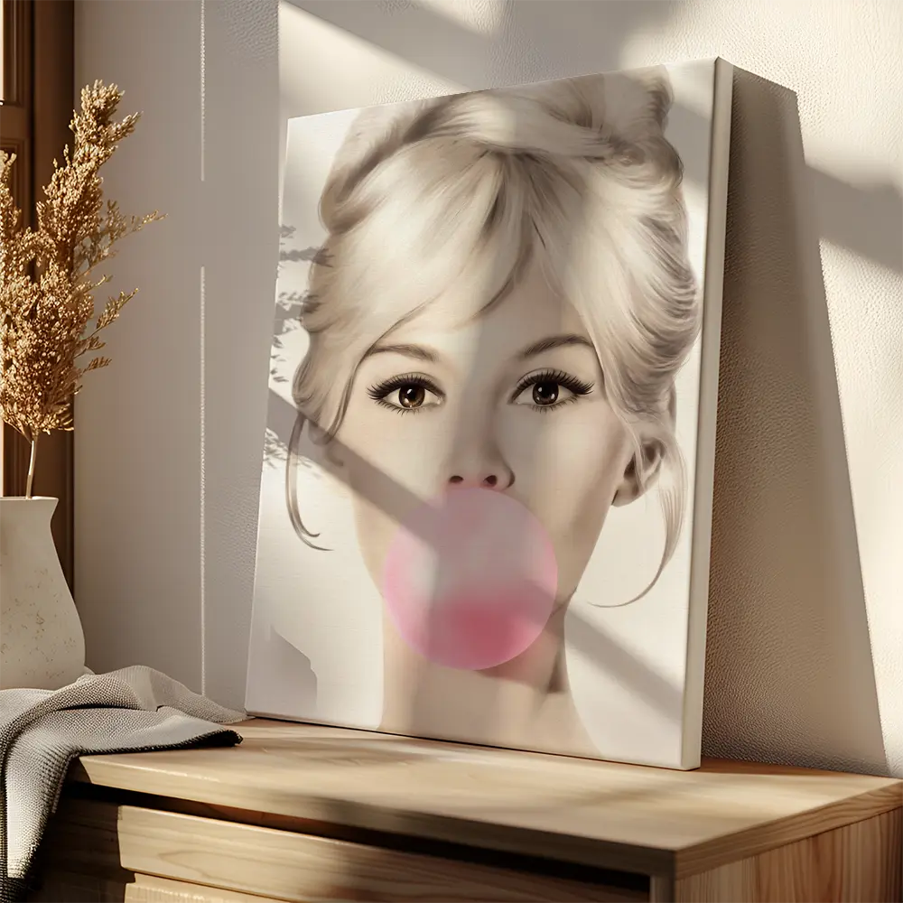 Bubblegum Retro Girl